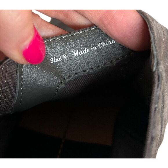 Dolce Vita Womens Boots Gray 8M Bootie‎ 2.5" Wedge Heel Round Toe Suede EUC - Picture 7 of 11